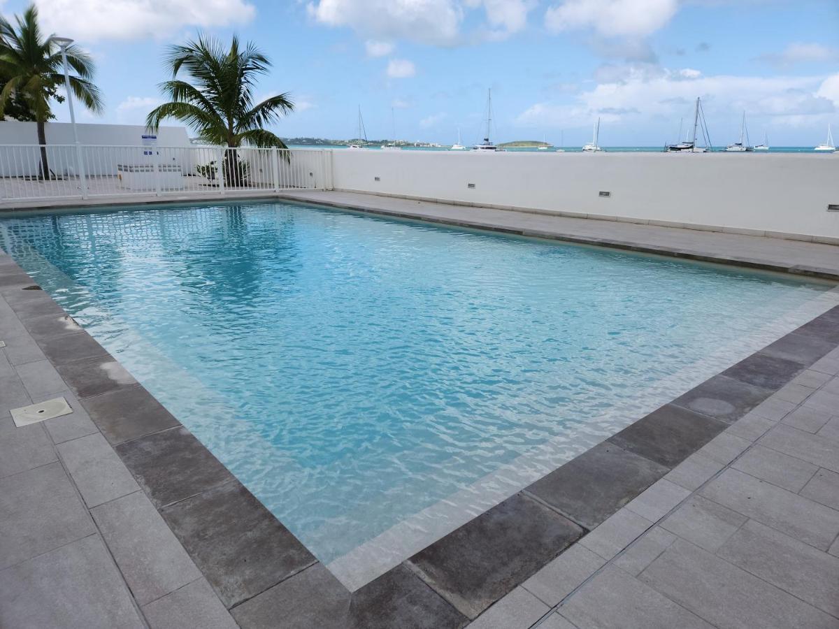 Beau Duplex Vue Mer Avec Piscine Et Acces Plage Marigot  Exterior photo